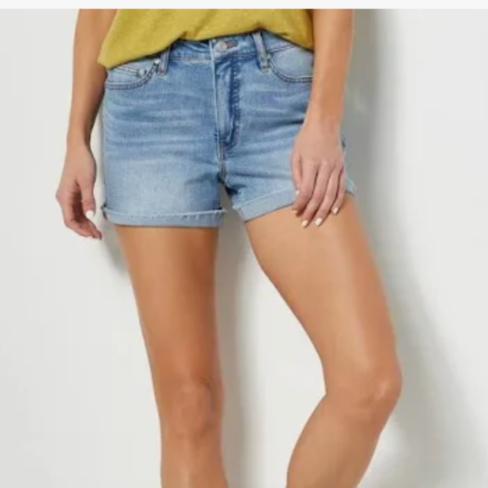 Candace Cameron Bure Light Blue Jean Shorts Size 20WP